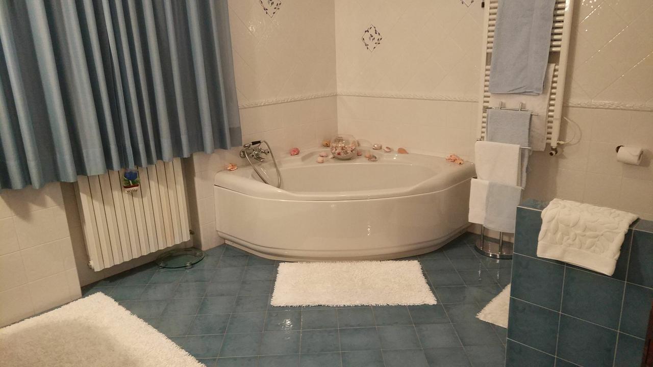 Marinella B&B Cornale Eksteriør billede